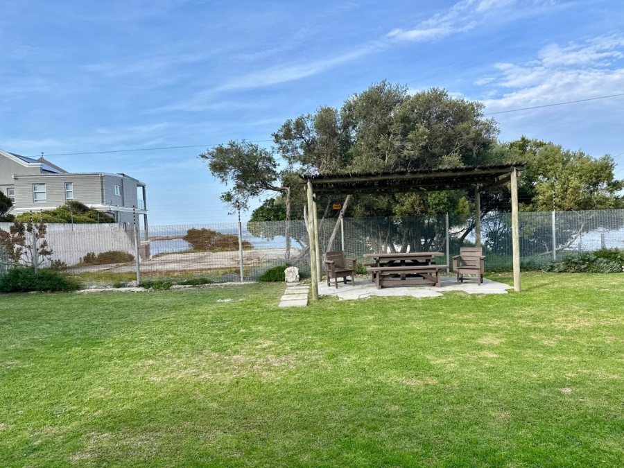 4 Bedroom Property for Sale in Sandbaai Western Cape